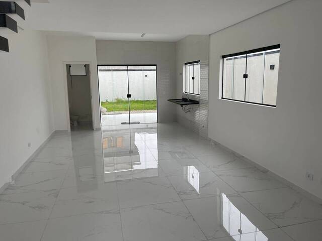 Casa para Venda em Santana de Parnaíba - 5