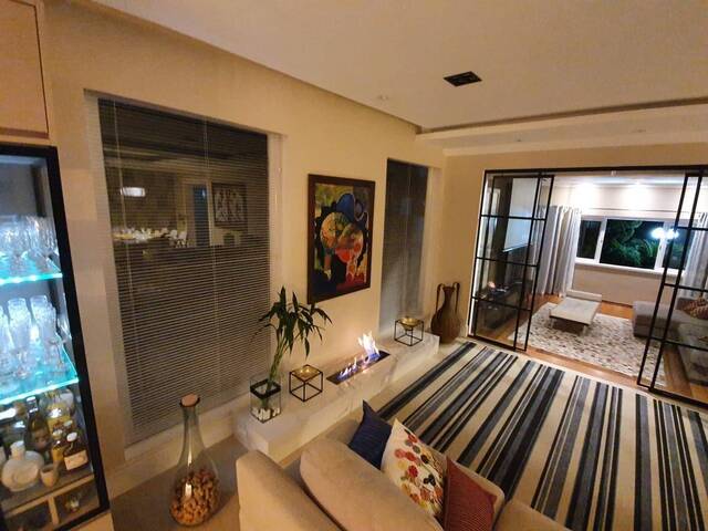 Casa para Venda em Santana de Parnaíba - 4