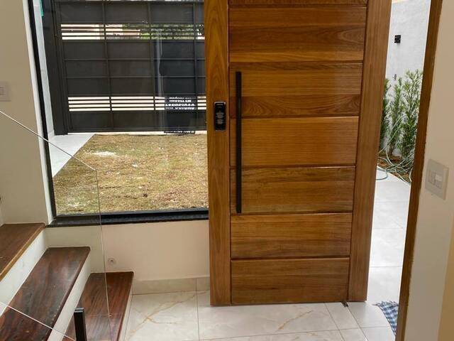 Casa para Venda em Santana de Parnaíba - 2
