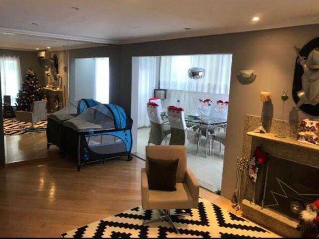 Casa para Venda em Santana de Parnaíba - 3