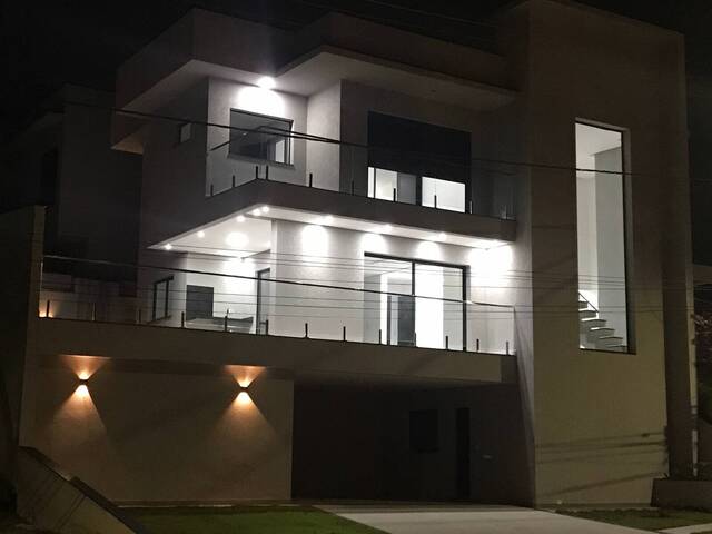 Casa para Venda em Santana de Parnaíba - 3