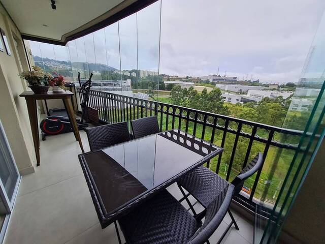 Apartamento para Venda em Santana de Parnaíba - 3