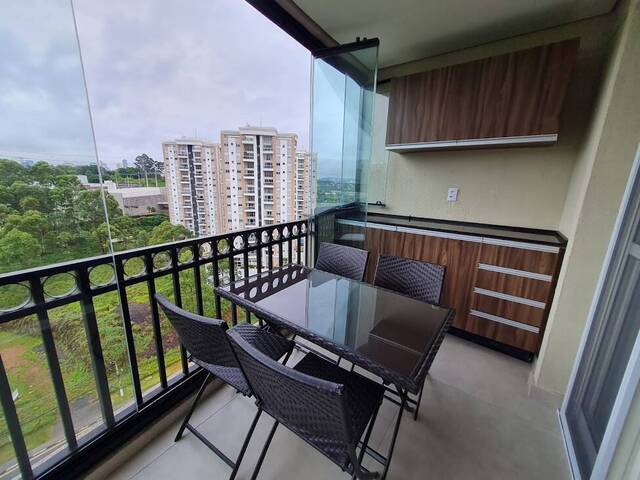 Apartamento para Venda em Santana de Parnaíba - 4