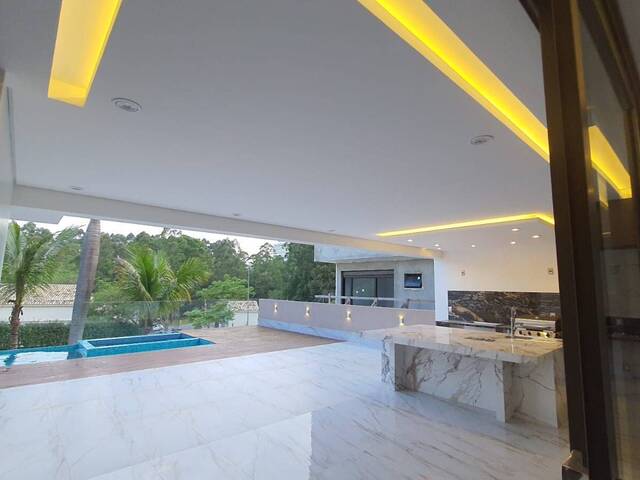 Casa para Venda em Santana de Parnaíba - 5