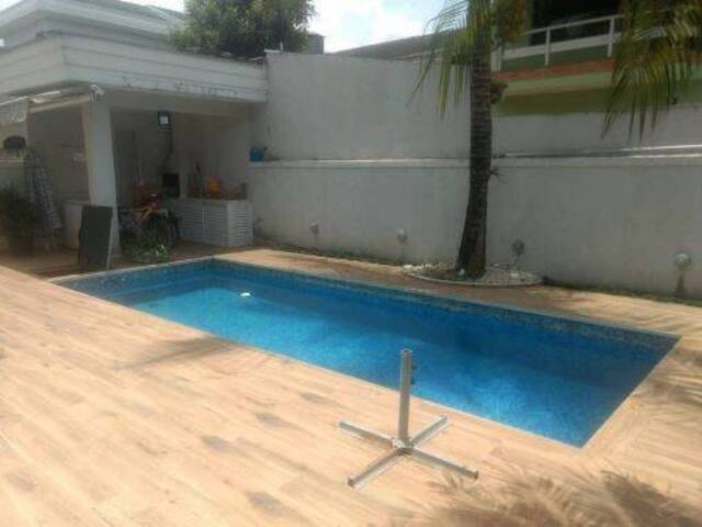 #100 - Casa para Venda em Santana de Parnaíba - SP - 1