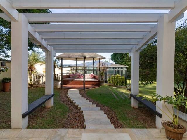 Casa para Venda em Santana de Parnaíba - 4