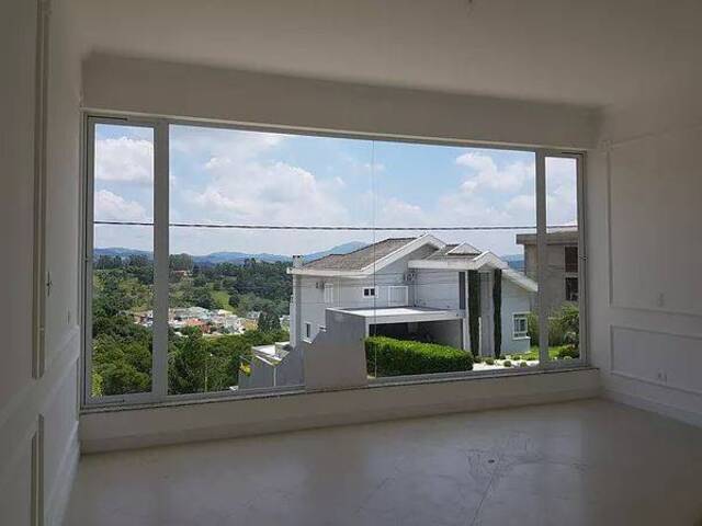 Casa para Venda em Santana de Parnaíba - 5