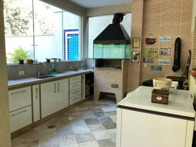 Casa para Venda em Santana de Parnaíba - 4