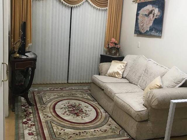 Casa para Venda em Santana de Parnaíba - 5