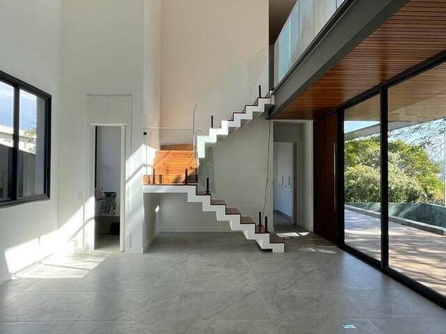 #143 - Casa para Venda em Santana de Parnaíba - SP - 1